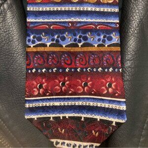 J. Garcia "Stonehenge" 100% silk TIE (Grateful Dead) VTG 90's artwork